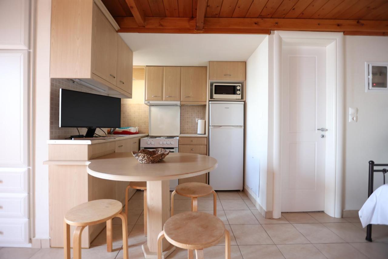 Seaside Gialova Apartment Pylos Exterior photo